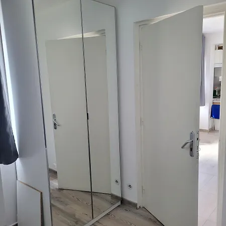 Maison Pour 4 Personnes A 2 Pas De Paris Hébergement de vacances